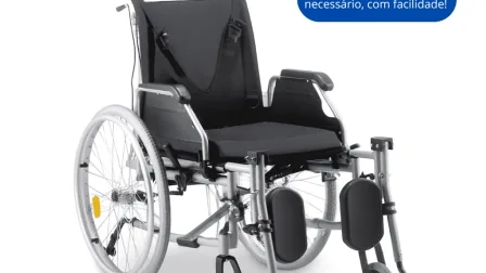 Cadeira de rodas manual reclinável D700 Dellamed vista de frente, com apoio de cabeça e pernas