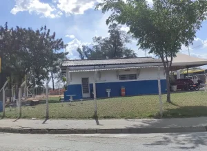 Prédio de um Centro de Referência de Assistência Social, o CRAS, em Aparecidinha