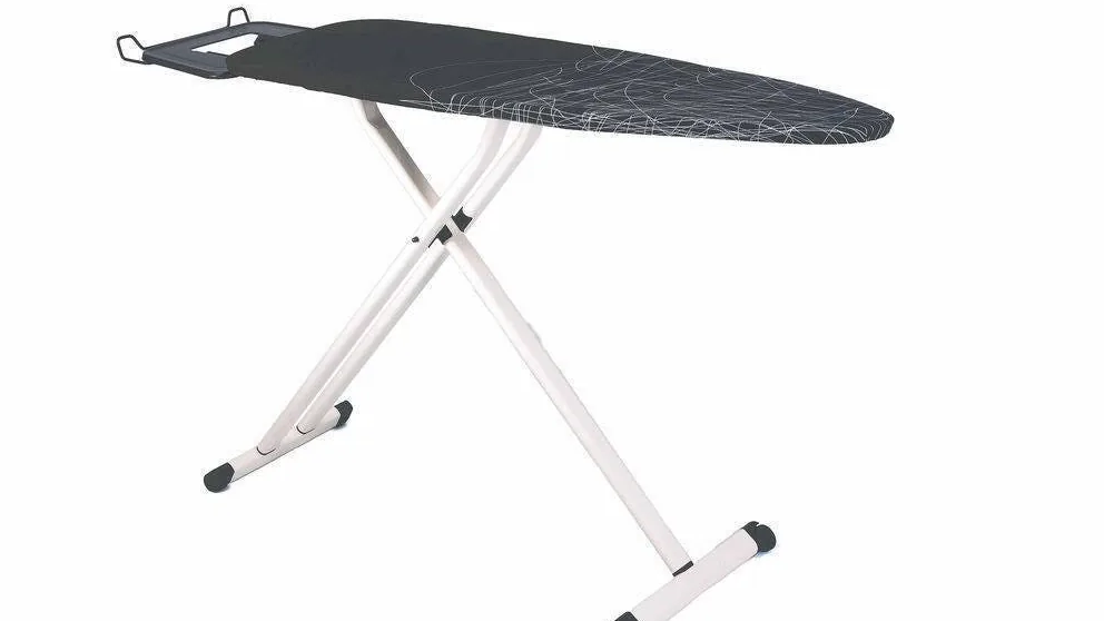 Tábua de passar roupa com estrutura dobrável, suporte para ferro e altura ajustável
