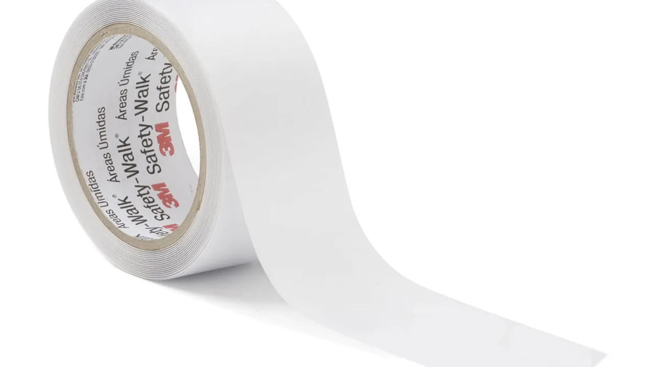 Rolo de fita antiderrapante 3M Safety-Walk para banheiro